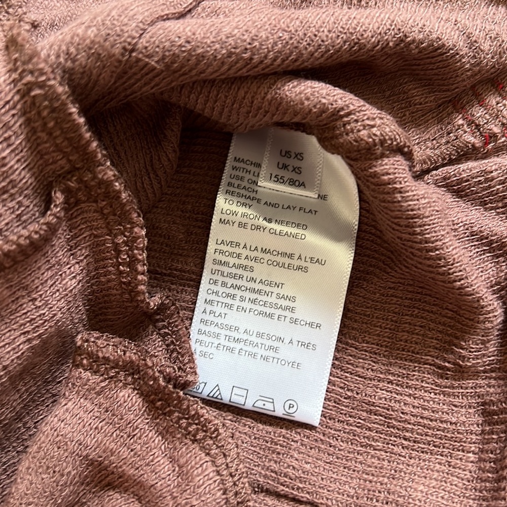 Urban Outfitters BDG Women’s Sweater Top - Picture 4 of 7